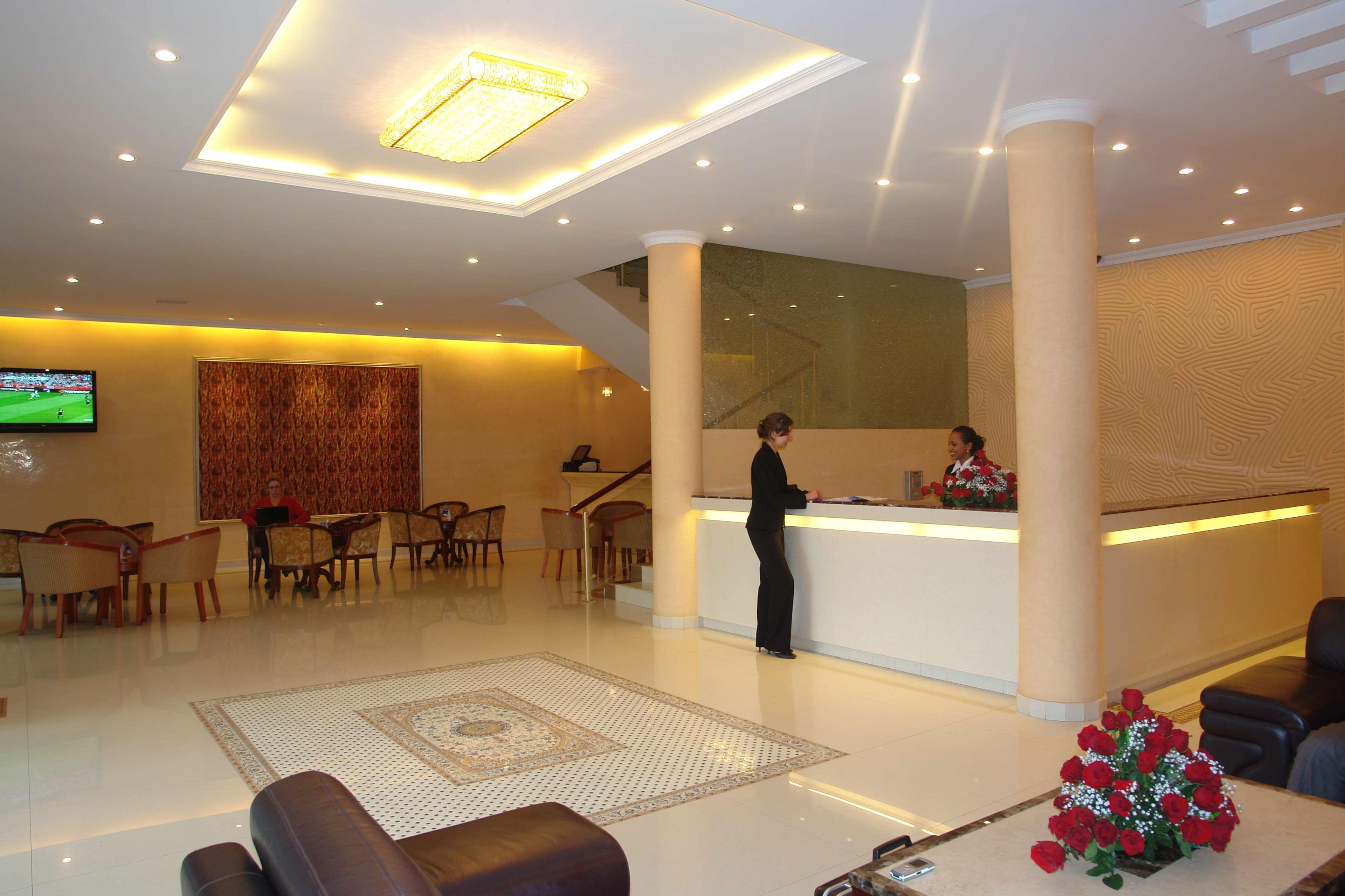 Dreamliner Hotel Адис Абеба Екстериор снимка