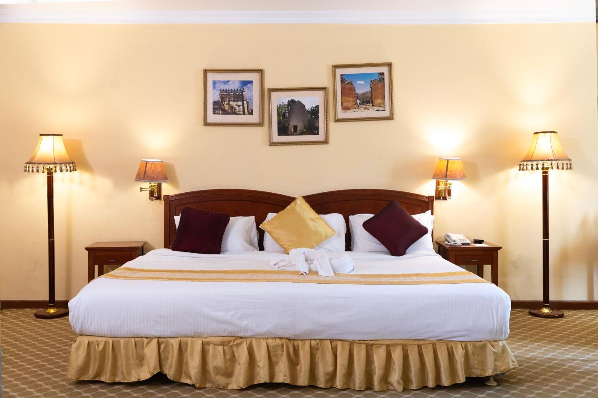 Dreamliner Hotel Адис Абеба Екстериор снимка